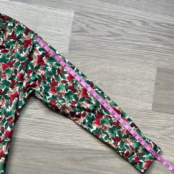 Conversation Pieces Top Women Small Christmas Holly Mistletoe Cotton Button Up - Picture 5 of 9